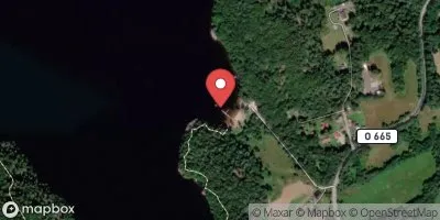 Bastevik, Hällungen