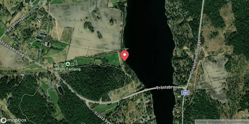 Satellitbild över Bergbybadet i Norrtälje