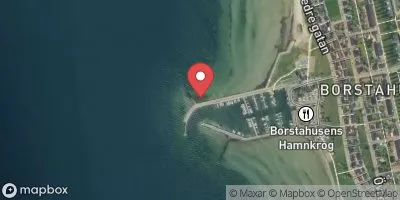 Borstahusen, hamnen