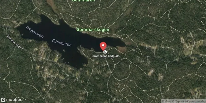 Satellitbild över Gömmarens badplats i Huddinge