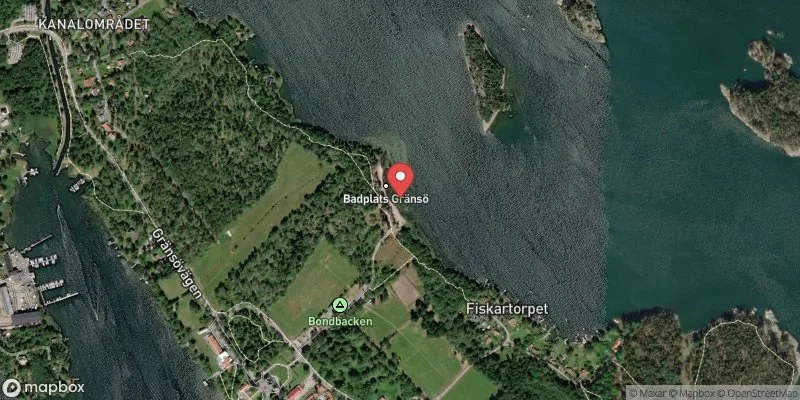 Satellitbild över Gränsö, Bondbackens badplats i Västervik
