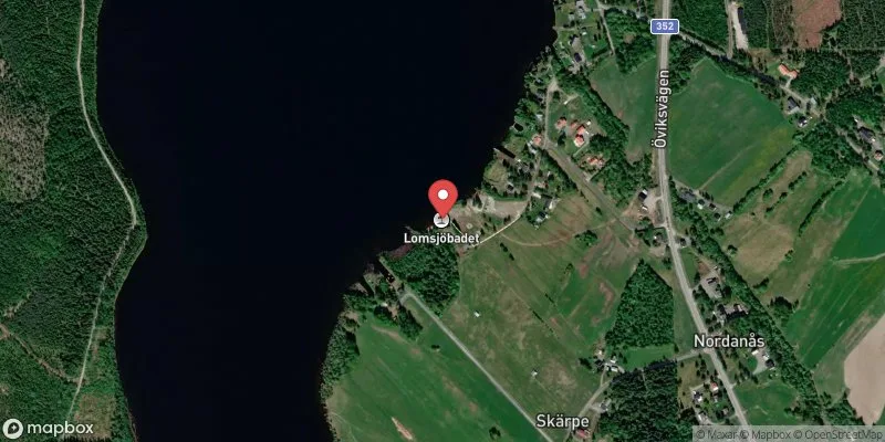 Satellitbild över Lomsjöns bad i Örnsköldsvik