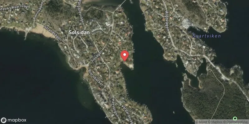 Satellitbild över Vårgärdsbadet i Nacka