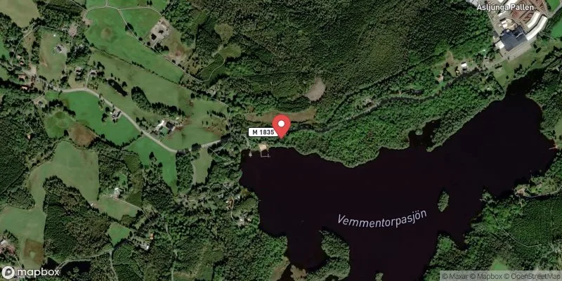 Satellitbild över Vemmentorpssjöns badplats i Örkelljunga
